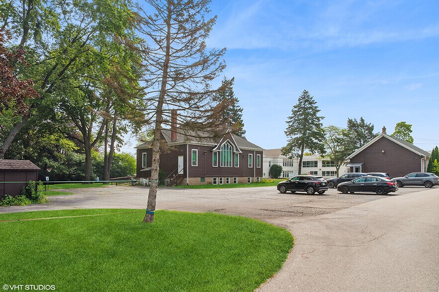 More Photos Of 240 Olde Half Day Rd, Lincolnshire Religious Facility For Sale