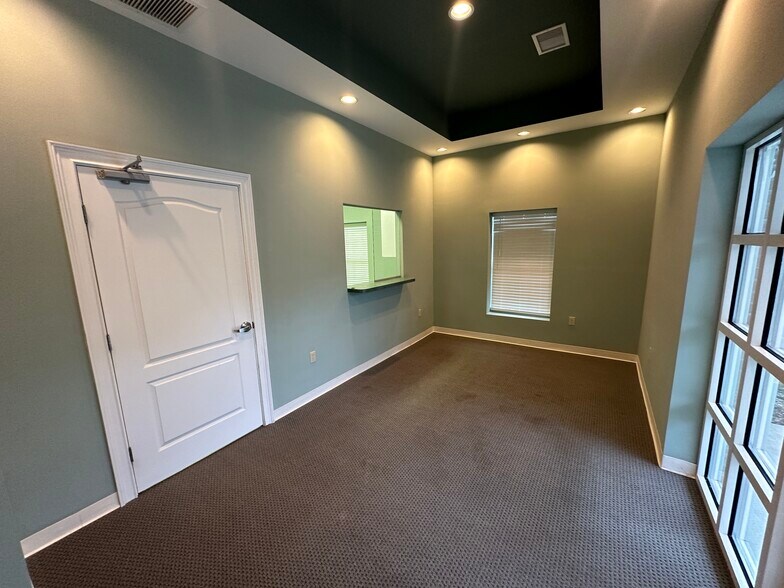 More Photos Of 1737 SE 28th Loop, Ocala Medical For Lease