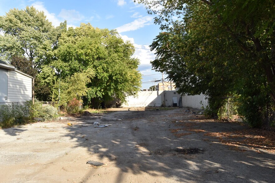 More Photos Of 4417 N Kilbourn Ave, Chicago Land For Sale