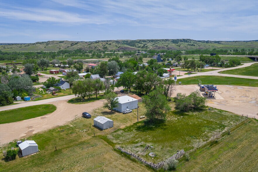 More Photos Of 47 C Ave, Wasta Land For Lease