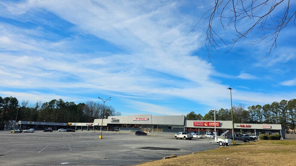 More Photos Of 5437-5469 Riverdale Rd, Atlanta Unknown For Lease