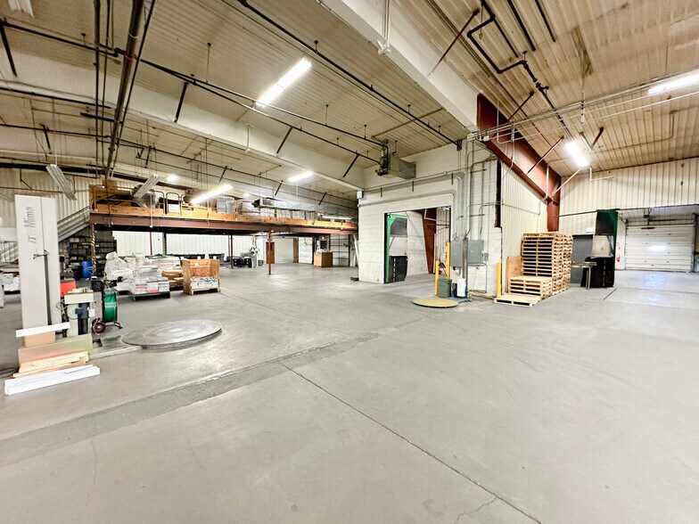 More Photos Of 1185 S Knowles Ave, New Richmond Manufacturing For Sale