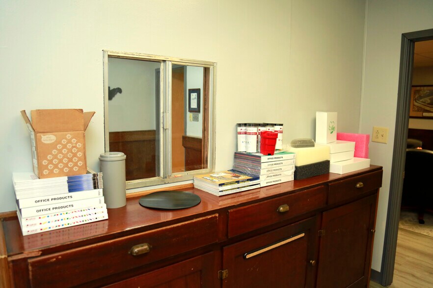 More Photos Of 1200 Morgantown Ave, Fairmont Warehouse For Sale