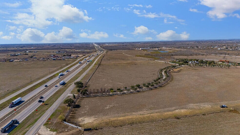 More Photos Of 7870 W Interstate 10, Seguin Land For Sale