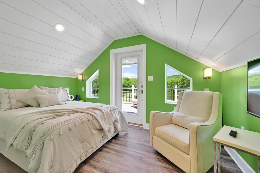 More Photos Of 279 Greenview Dr, Saylorsburg Religious Facility For Sale