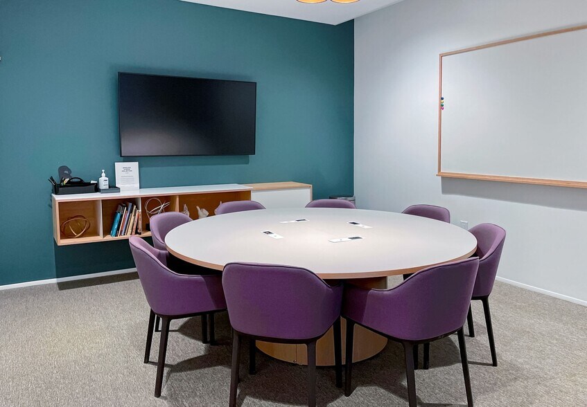 More Photos Of 4509 Creedmoor Rd, Raleigh Coworking Space