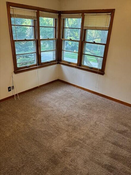 More Photos Of 1405 Chestnut St, Atlantic Apartments For Sale