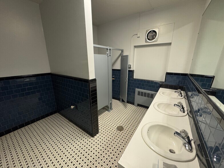 More Photos Of 54 Wall St, New Haven Office For Sale