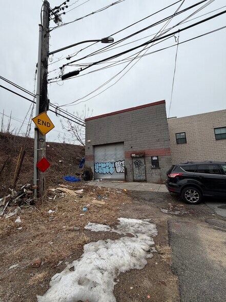 More Photos Of 70-42 48th Ave, Woodside Warehouse For Sale