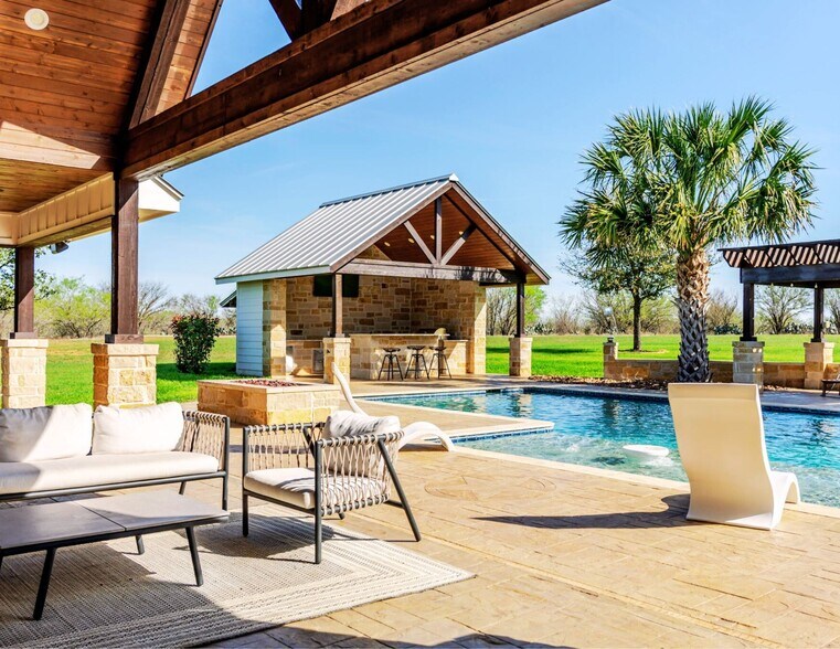 More Photos Of 1980 County Road 361, La Vernia Land For Sale