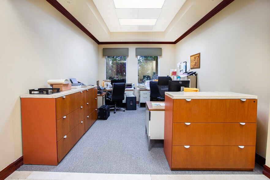 More Photos Of 2883 Executive Park Dr, Weston Office For Sale