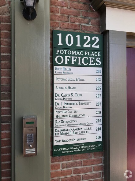 More Photos Of 10100-10154 River Rd, Potomac General Retail For Sale