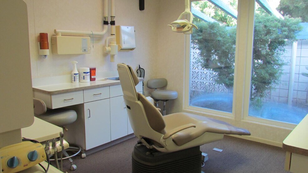 More Photos Of 756 G St, Reedley Medical For Sale