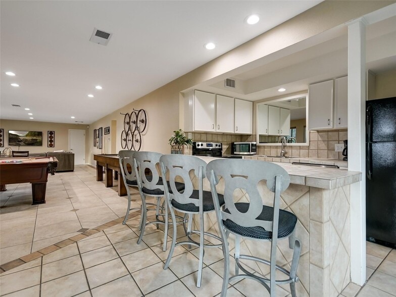 More Photos Of 13401 Bullick Hollow Rd, Austin Specialty For Sale