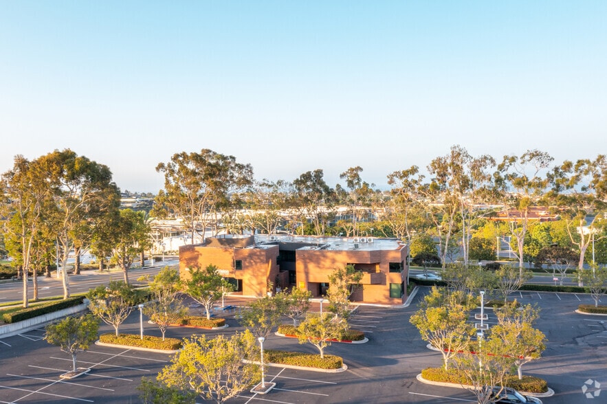 More Photos Of 280 Newport Center Dr, Newport Beach Medical For Lease