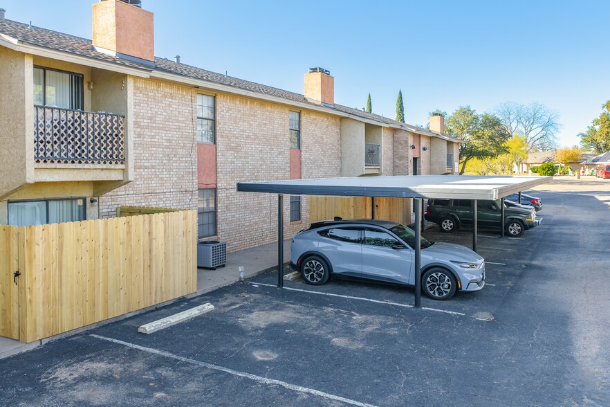 More Photos Of 4042 Huntington Ln, San Angelo Apartments For Sale