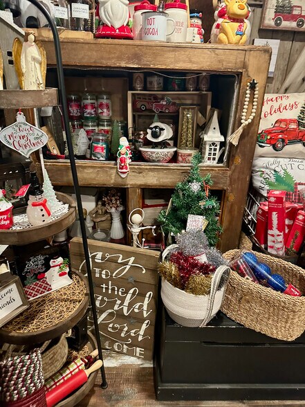 More Photos Of 1042 Old Crouch Rd, Garden Valley Freestanding For Sale