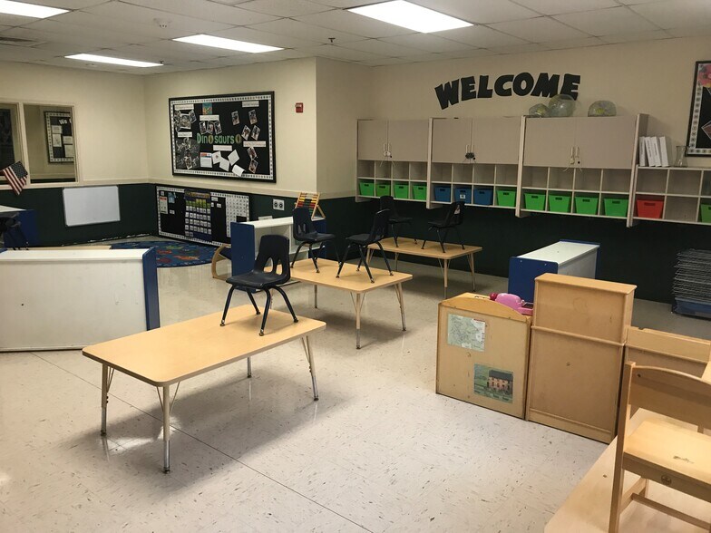 More Photos Of 7541 Virginia Oaks Dr, Gainesville Schools For Sale