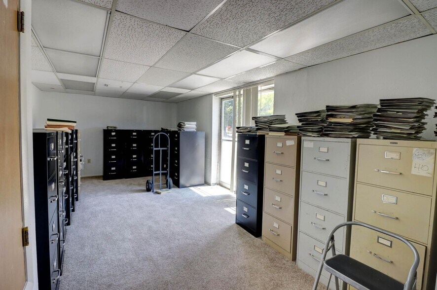 More Photos Of 2110 S Cleveland Ave, Fort Myers Office For Sale