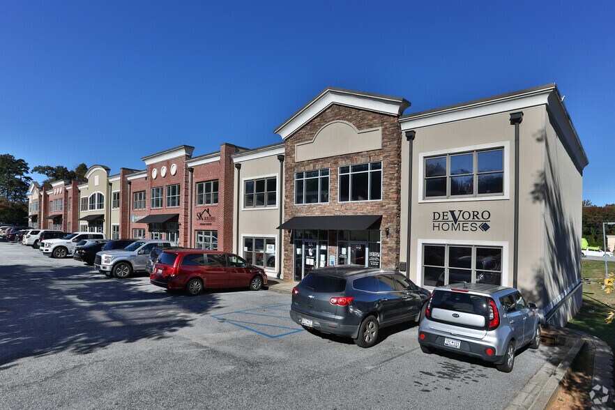 More Photos Of 955 W Wade Hampton Blvd, Greer Office For Lease