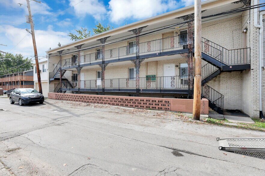 More Photos Of 27 W 8th Ave, Columbus Apartments For Sale