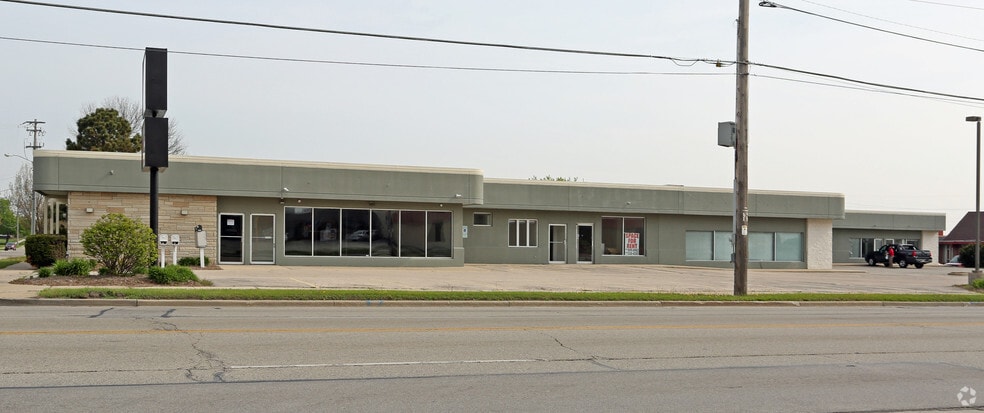 Primary Photo Of 8700 Durand Ave, Sturtevant Storefront For Lease