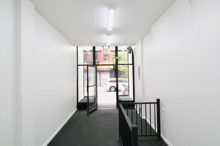 More Photos Of 136 Orchard St, New York Apartments For Lease