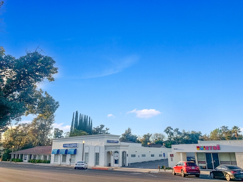 More Photos Of 2065-2095 Huntington Dr, San Marino Office For Sale