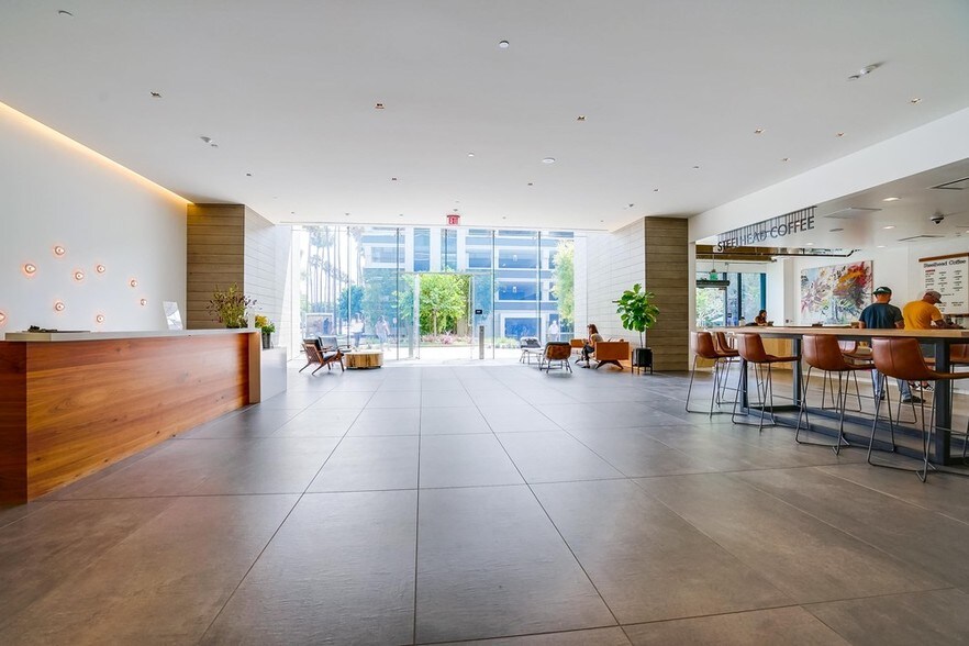 More Photos Of 21250 hawthorne Blvd, Torrance Coworking Space