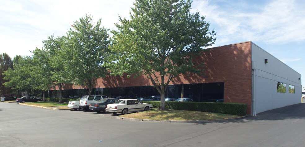More Photos Of 9200 SW Nimbus Ave, Beaverton Flex For Lease