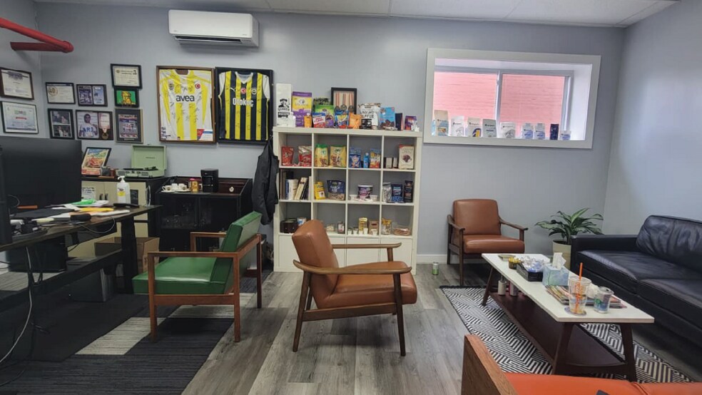 More Photos Of 9411 Ditmas Ave, Brooklyn Warehouse For Lease