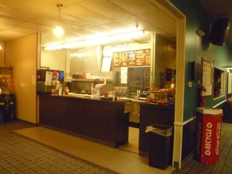 More Photos Of 2922 Route 9W, New Windsor Township Health Club For Sale