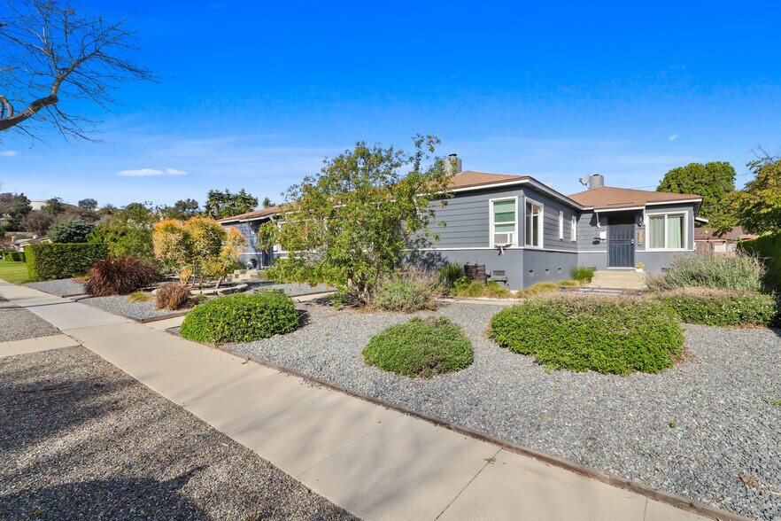 Primary Photo Of 4201 E Jacinto Way, Long Beach Multifamily For Sale