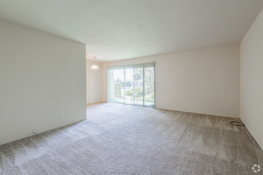 More Photos Of 2051 Shoreline Dr, Alameda Apartments For Sale