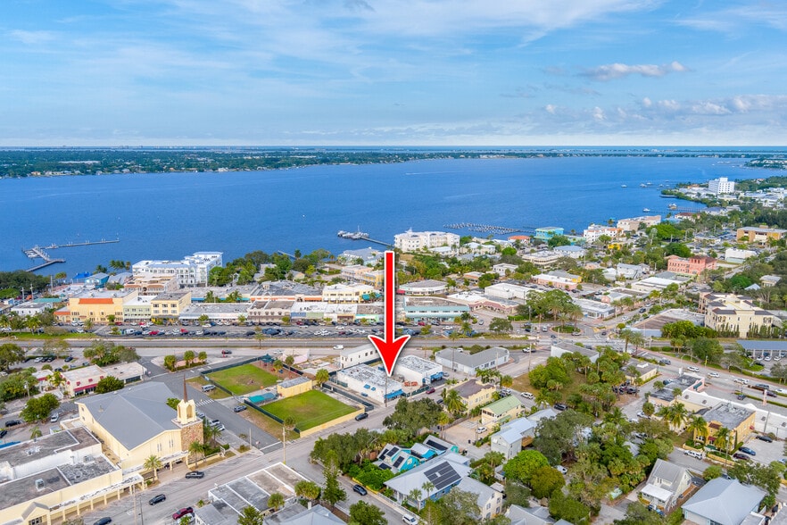More Photos Of 101 SW Ocean Blvd, Stuart Warehouse For Sale