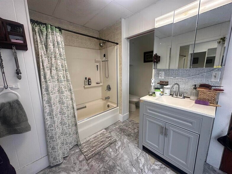 More Photos Of 48 Lafayette St, Rochester Multifamily For Sale