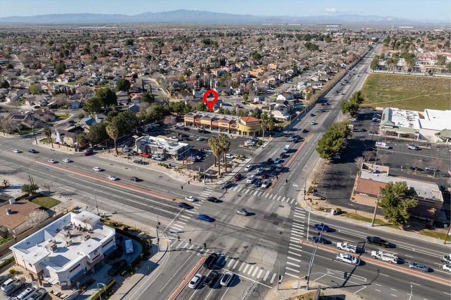 More Photos Of 42815 30th St W, Lancaster Storefront For Lease