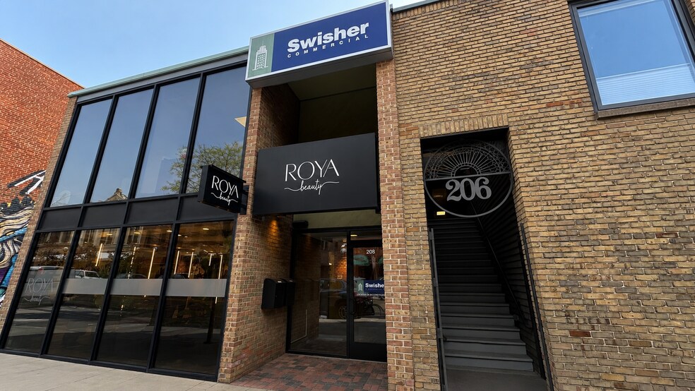 Primary Photo Of 208 E Washington St, Ann Arbor Office Residential For Sale