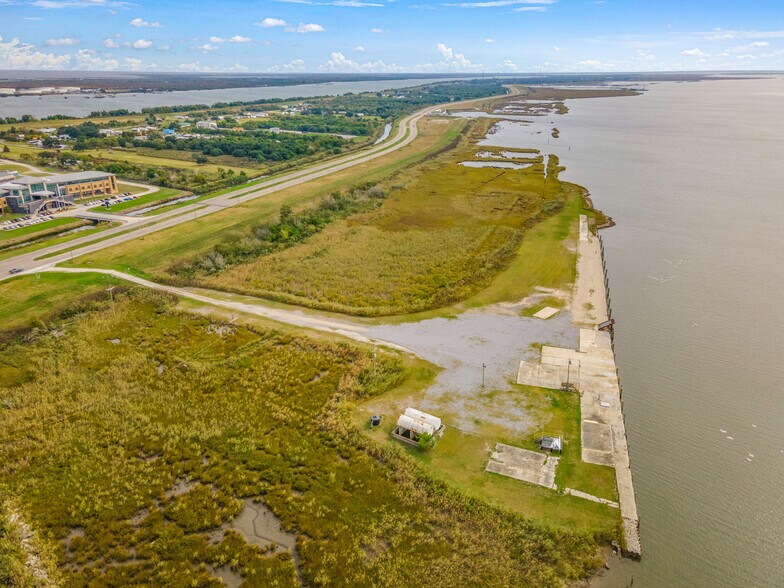 More Photos Of 186 Perino Rd, Buras Land For Lease