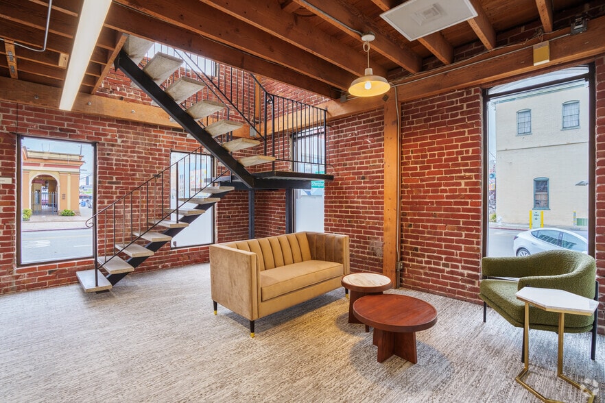 More Photos Of 520 3rd St, Oakland Unknown For Lease