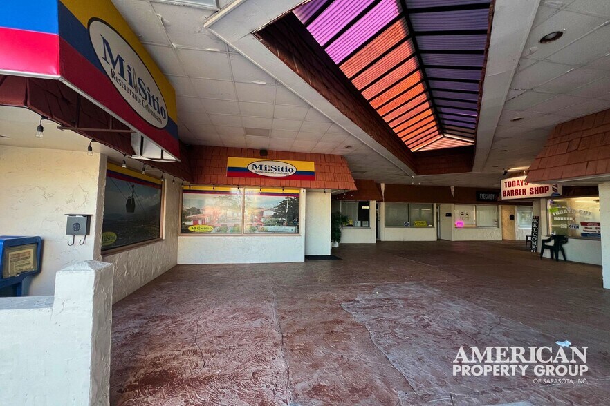 More Photos Of 3650 Webber St, Sarasota Unknown For Lease