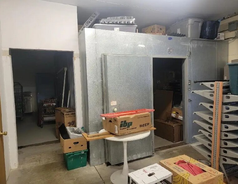 More Photos Of O E Railroad St, Kendall Freestanding For Sale