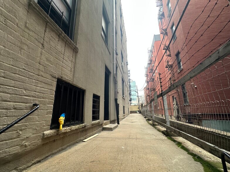 More Photos Of 3014 29th St, Long Island City Apartments For Sale