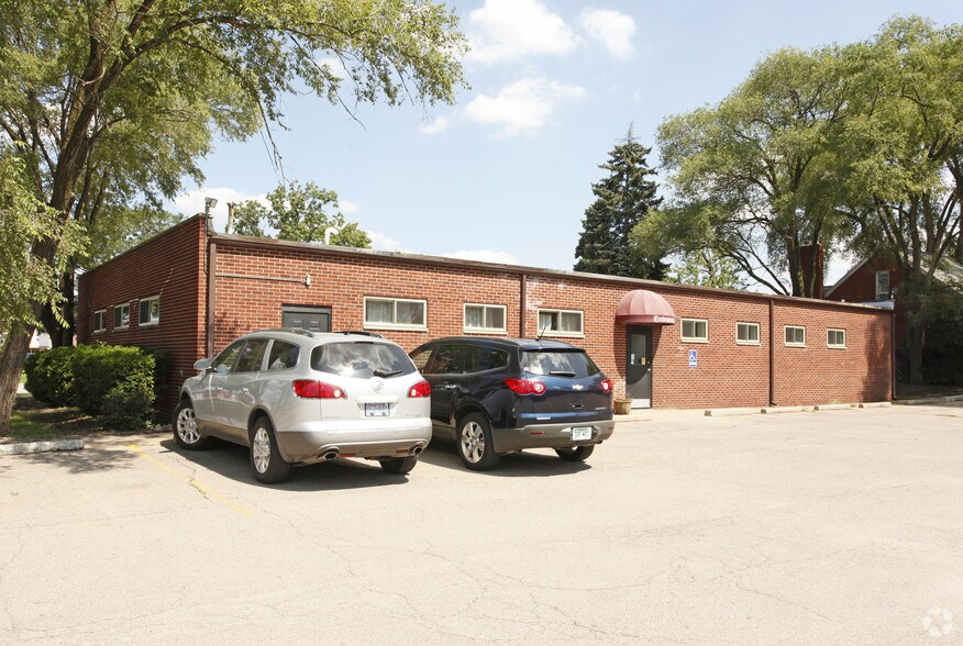 More Photos Of 35337 Warren Rd, Westland Medical For Sale