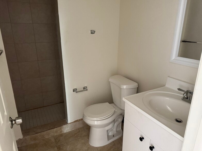 More Photos Of 2411 S 6th Ave, Tucson Apartments For Sale