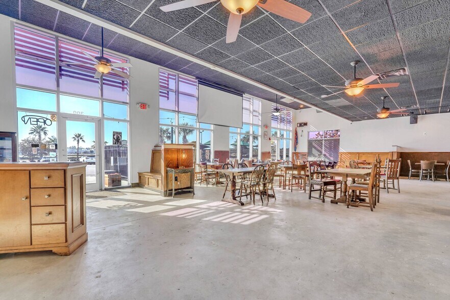 More Photos Of 110 Towne Center Dr, Pooler Restaurant For Sale