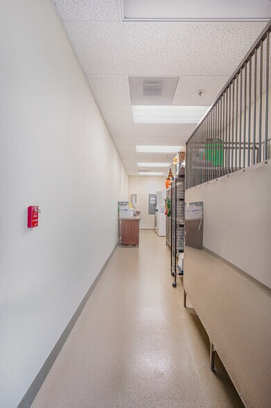 More Photos Of 4863 Old Redwood Hwy, Santa Rosa Office For Sale