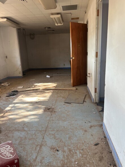 More Photos Of 401 S 3rd St, Blythe Religious Facility For Sale