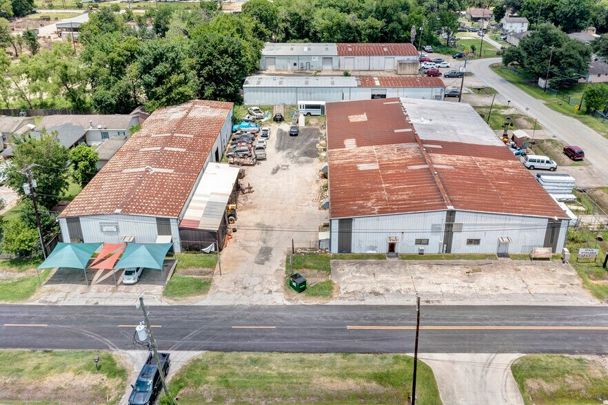 Primary Photo Of 1013 Hodgkins St, Houston Warehouse For Sale