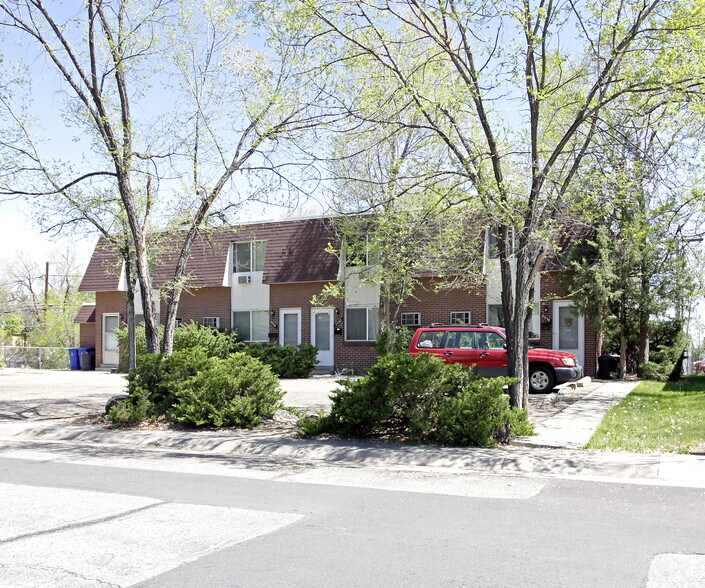 More Photos Of 5550-5556 Newland Way, Arvada Apartments For Sale